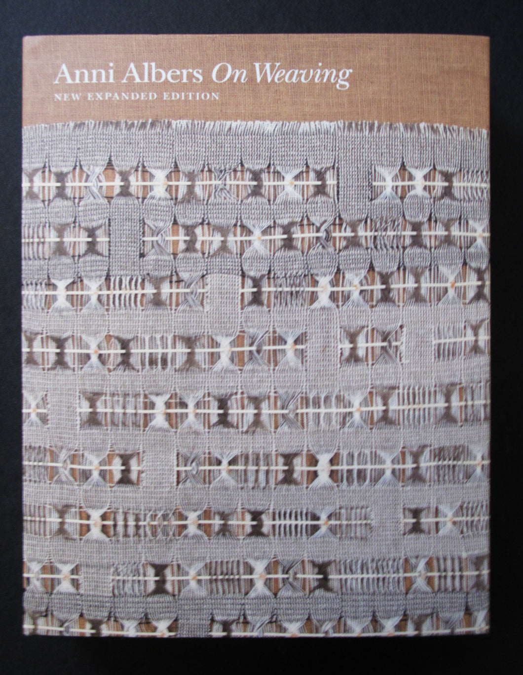 Anni Albers: On Weaving